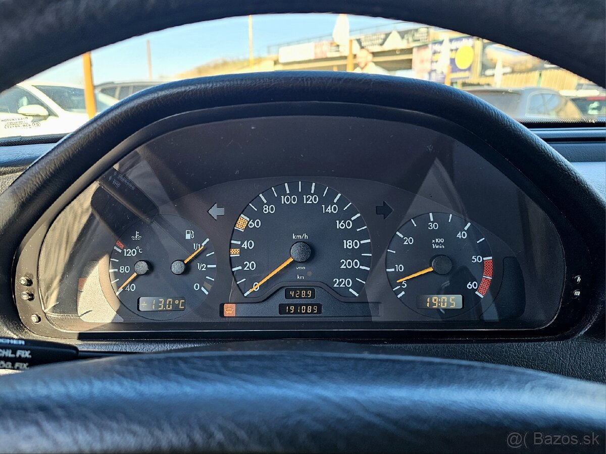 Mercedes C trieda 250 D Esprit - 13