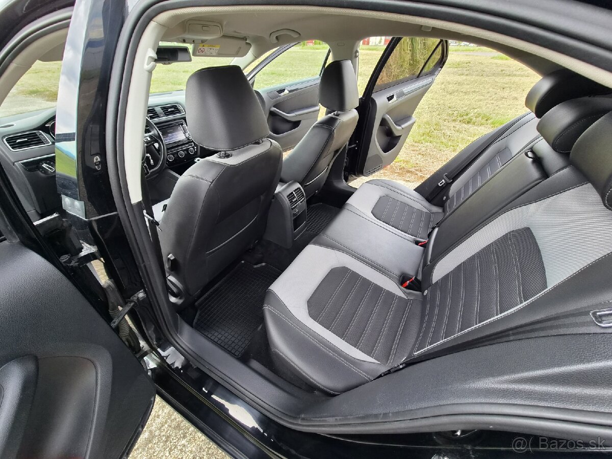 VW JETTA 2.0 TDI - 13