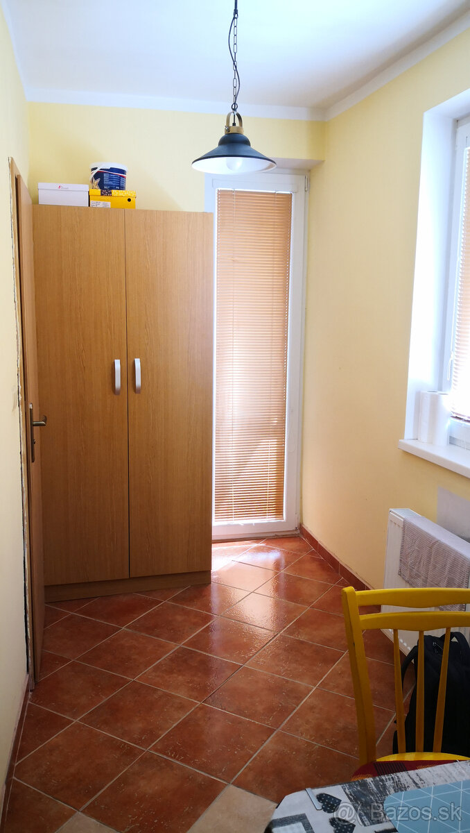 Predám 3+1 izbový veľký byt v Kalnej nad Hronom - 13