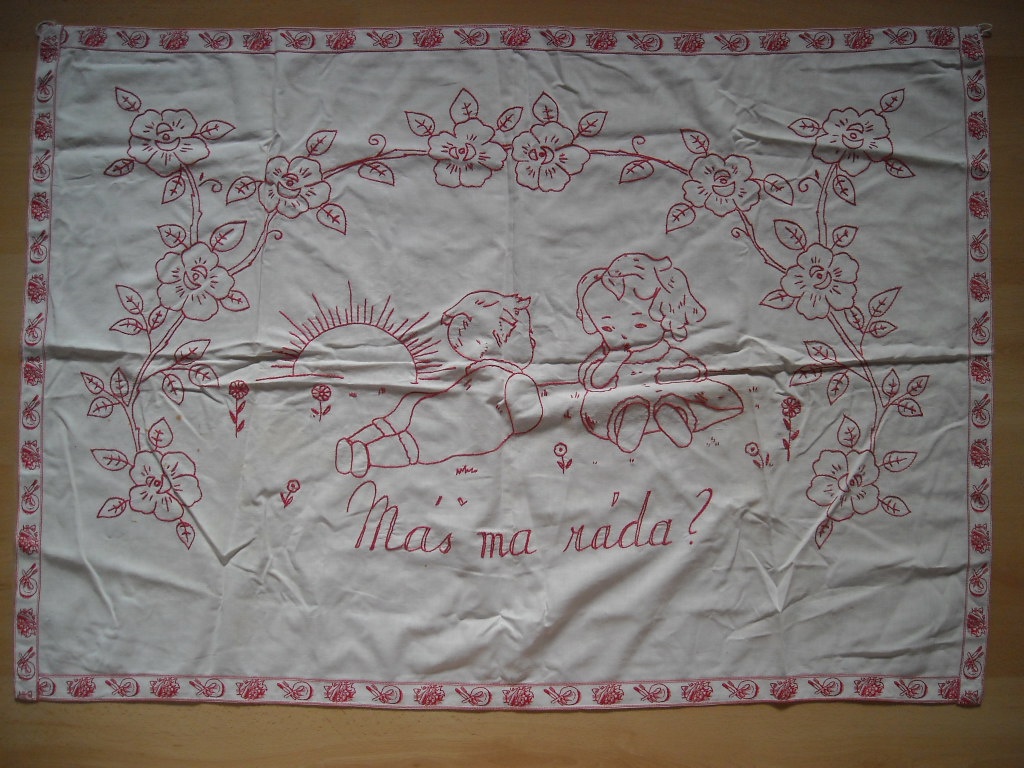 Ručník šatka,vyšívaná nástenka a obrus - 13