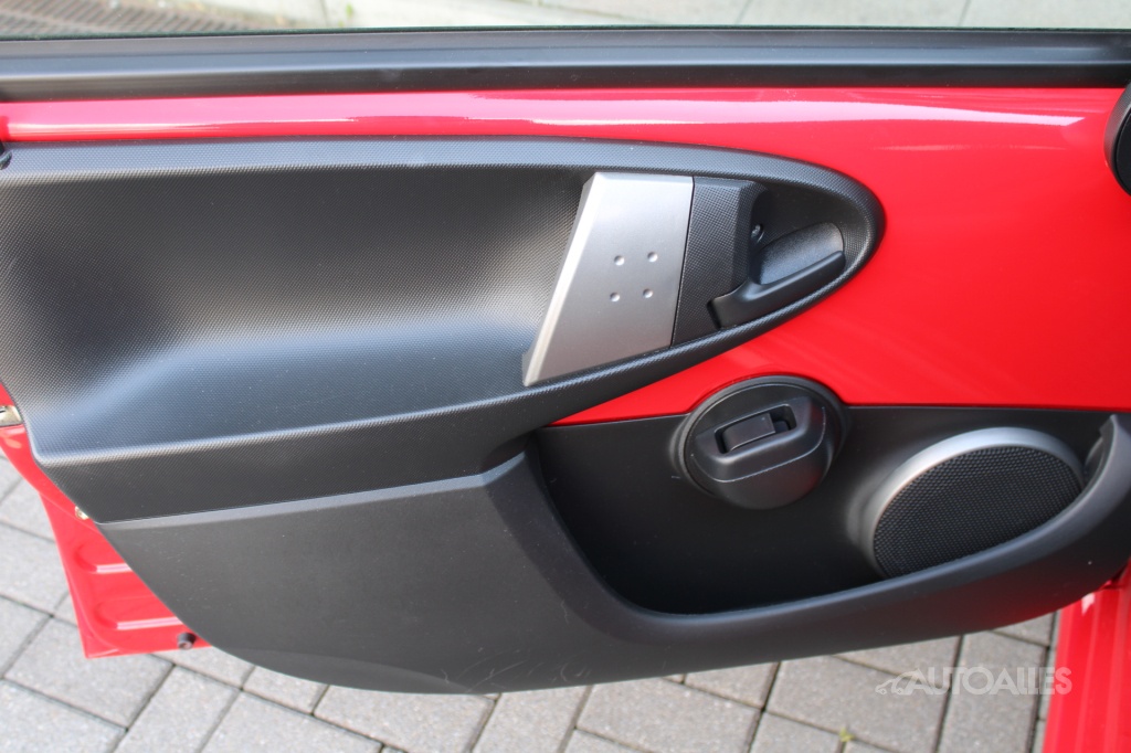 Toyota Aygo 1,0 i 50 kW - 13