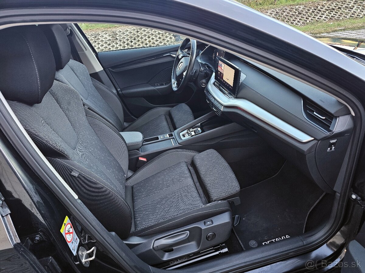 Škoda Octavia Combi IV 2.0 TDI DSG F1 Clever DVD Matrix ACC - 13