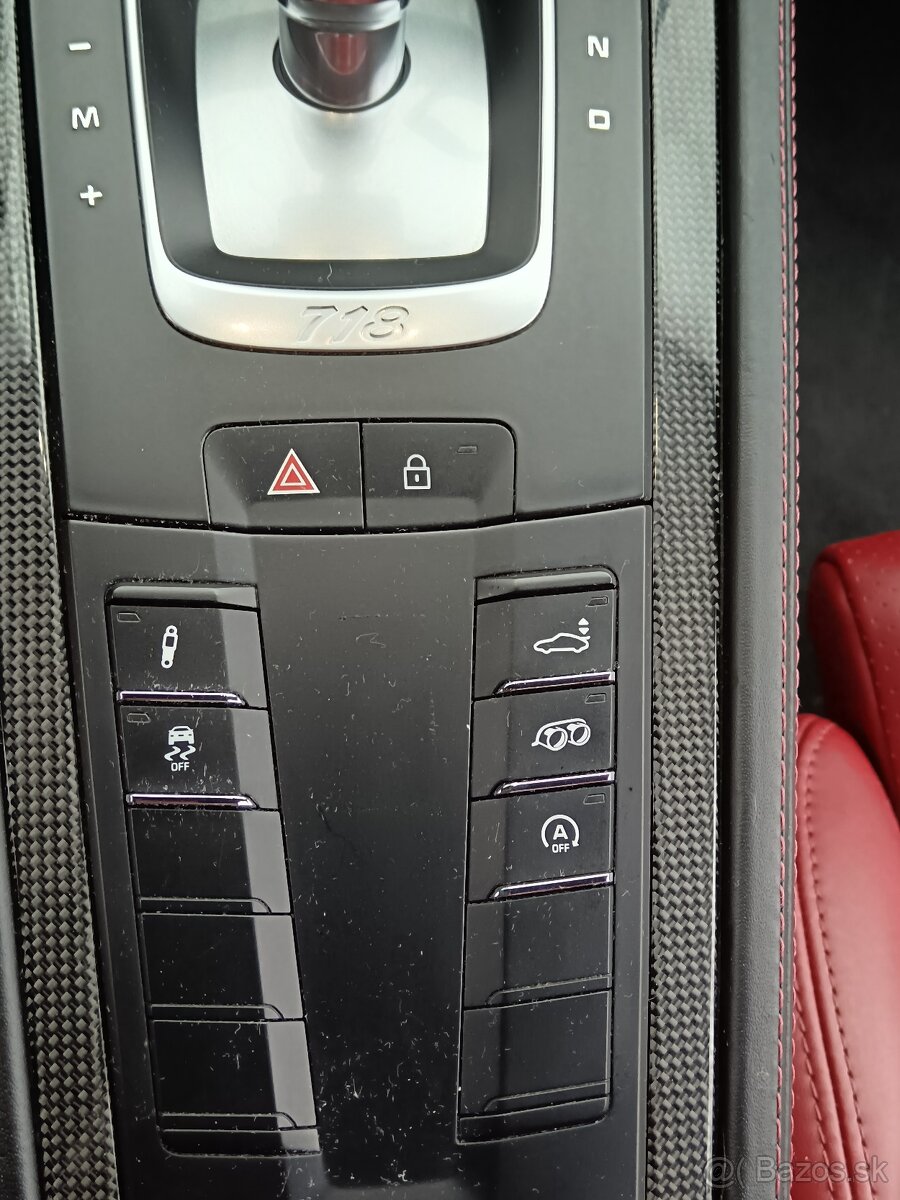 Porsche cayman 718 - 13