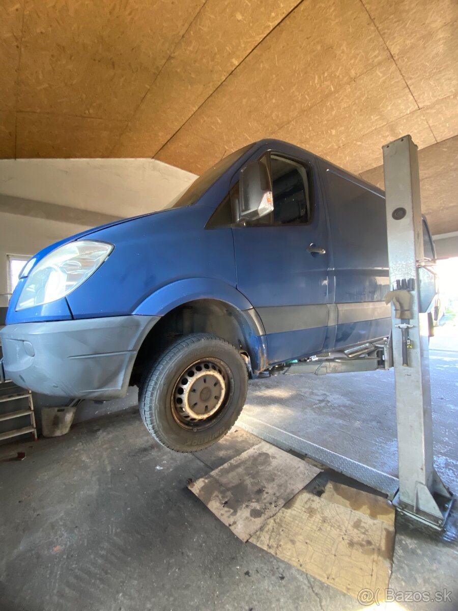 Predam vymením Mercedes Sprinter 311 CDI - 13