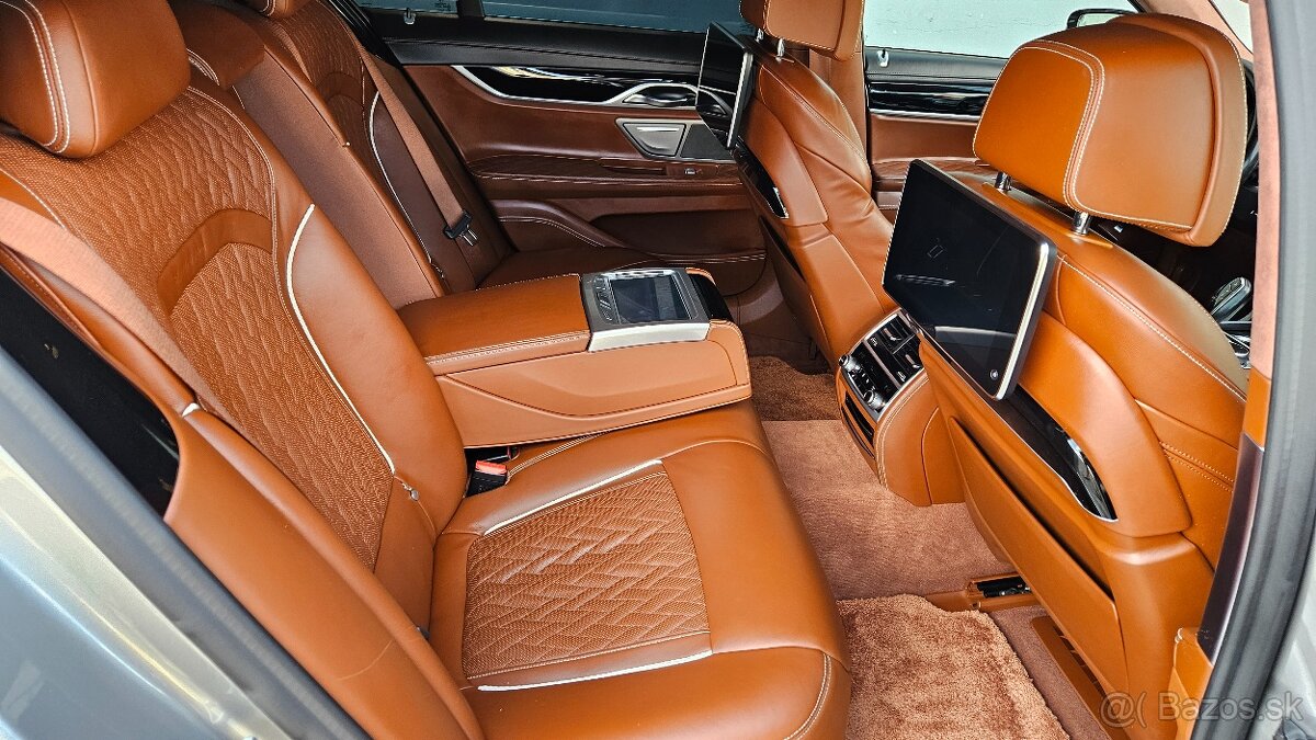 BMW Rad 7 750d xDrive Individual odpočet DPH - 13