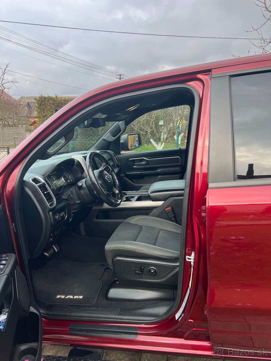 Dodge Ram 1500 5.7 Hemi - 13