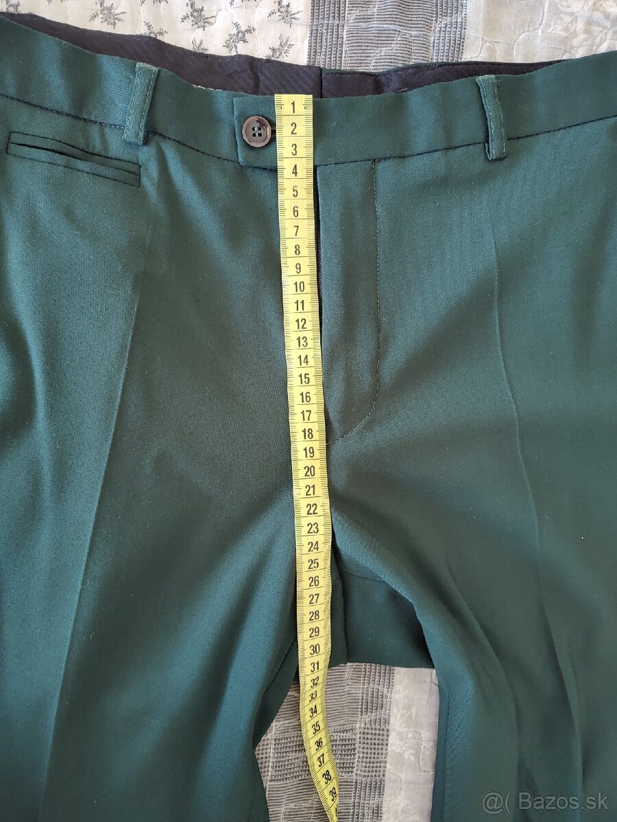 Pánsky tmavozelený oblek svadobný - 13