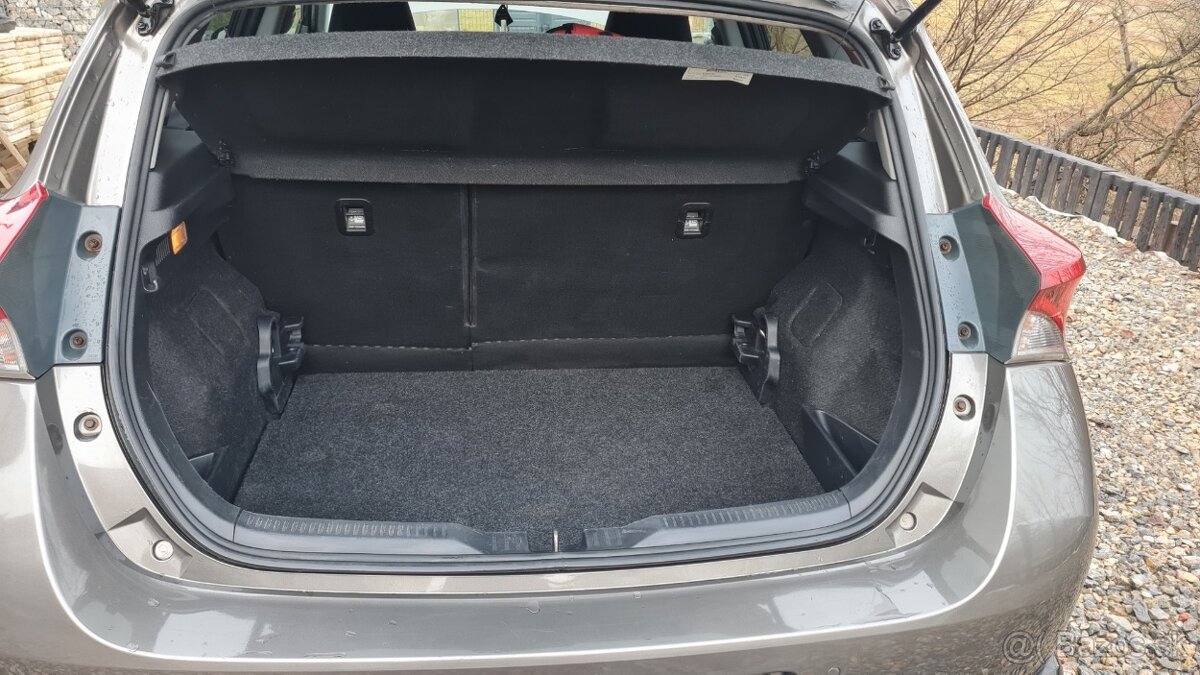 Toyota Auris 1,6 Valvematic MT6 Active Trend Plus - 13