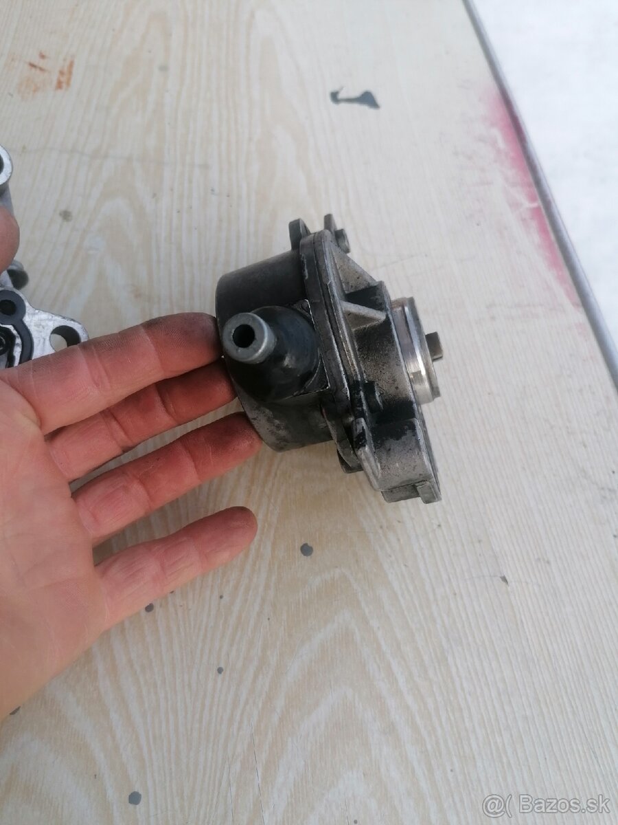 Vákuová pumpa Octavia1, TDI - 13