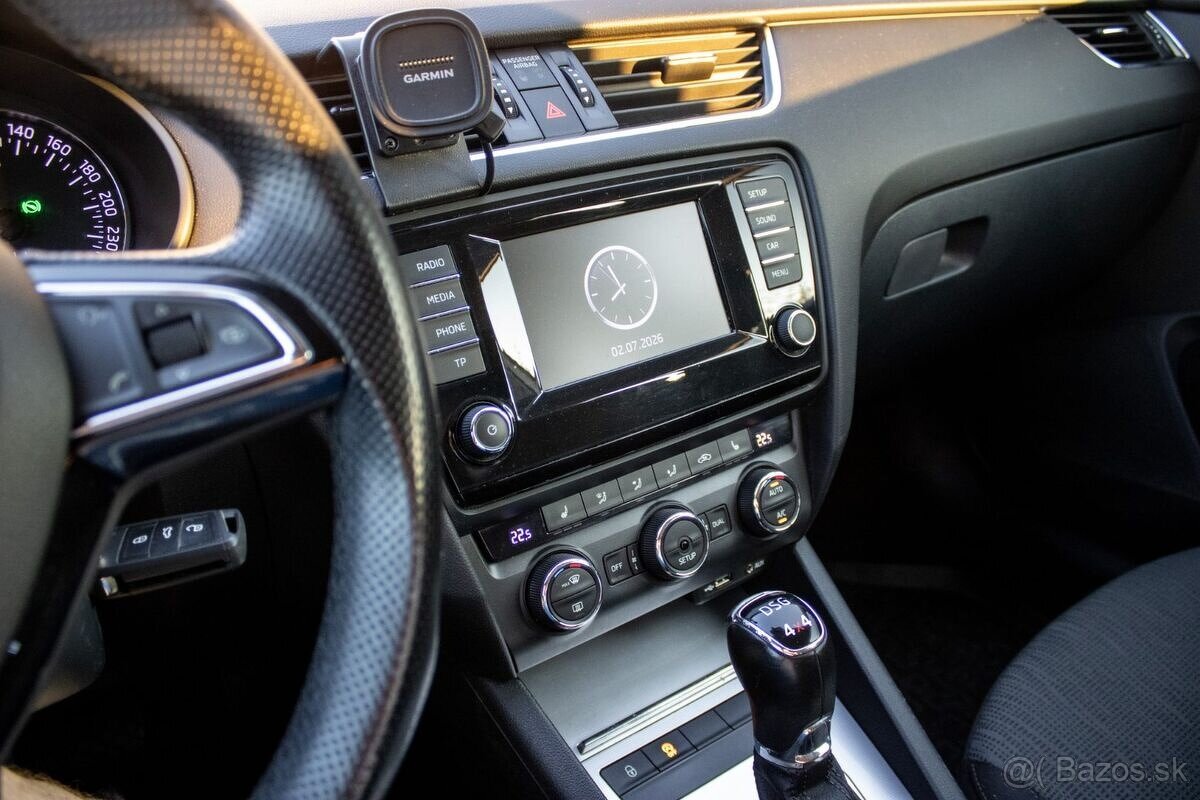 Škoda Octavia 2.0 TDI DSG 4x4 - 13