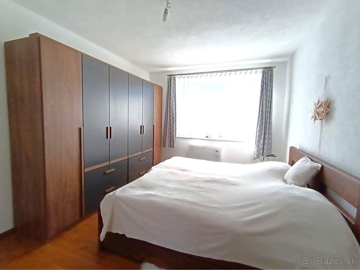 Predaj 2 izbového zrekonštruovaného zariadeného tehlového by - 13