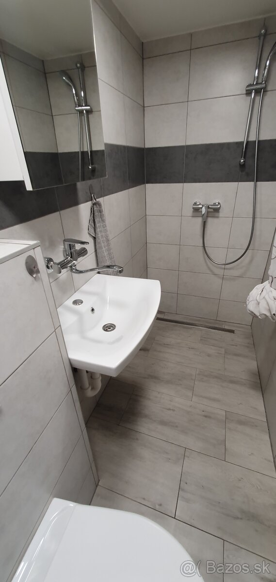 Ubytovanie pre skupiny, pracovníkov alebo turistov. - 13