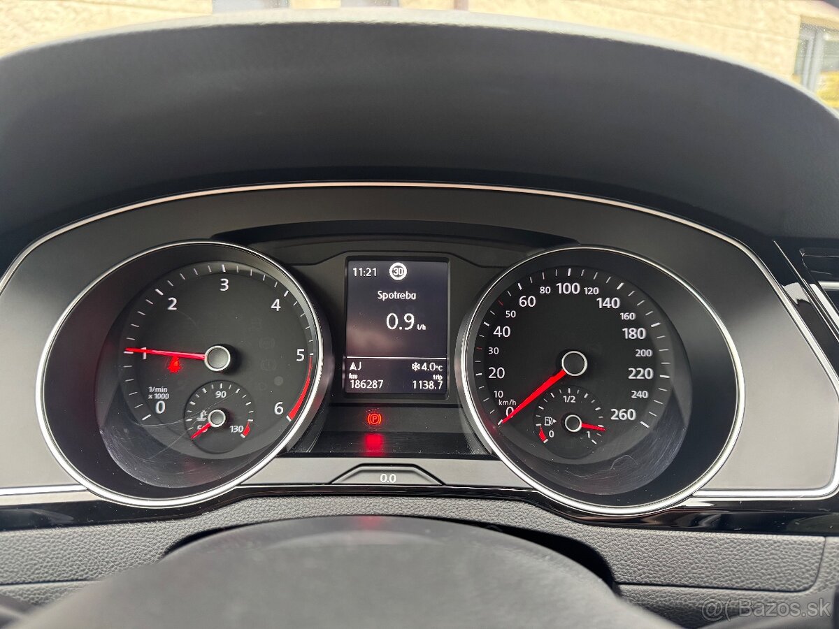 Volkswagen Passat 2.0TDi 110kw M6 - Odpočet DPH - - 13