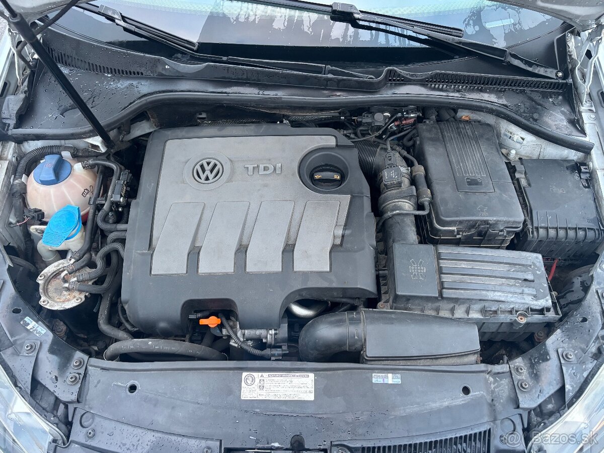 Predám Volkswagen Golf 6 1.6TDI - 13