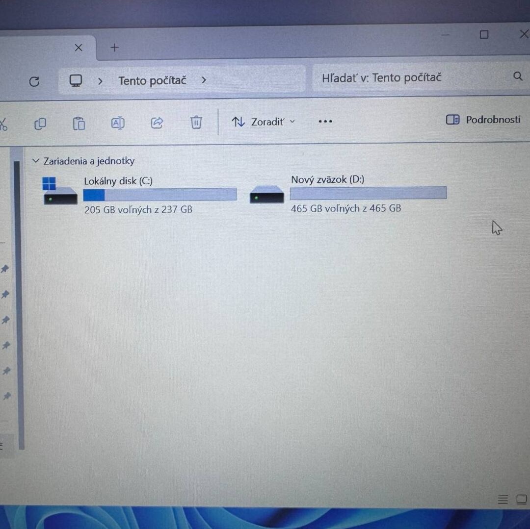 Notebook 14" HP.AMD PRO A10-8730B 4x2,40GHz.8gb ram.256gSSD - 13