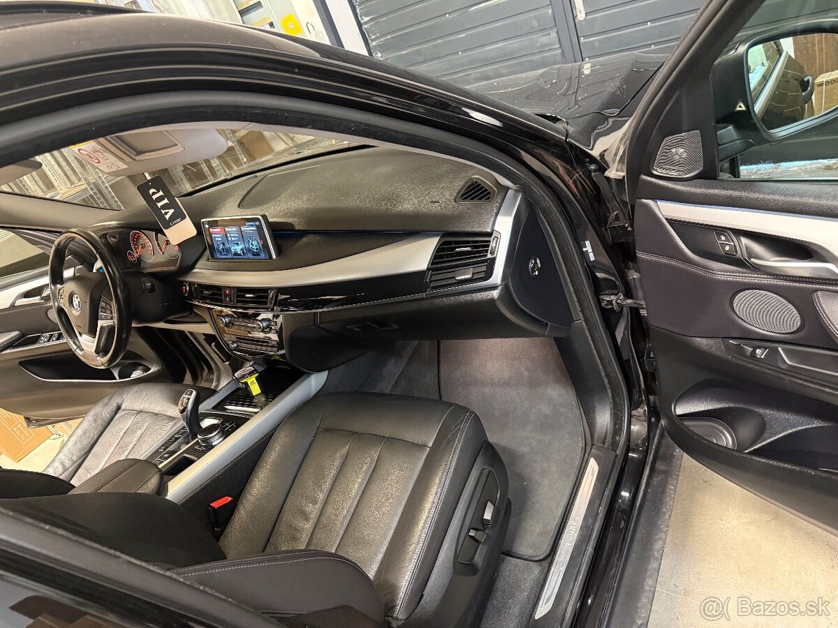 BMW X5 7 miestne - 13