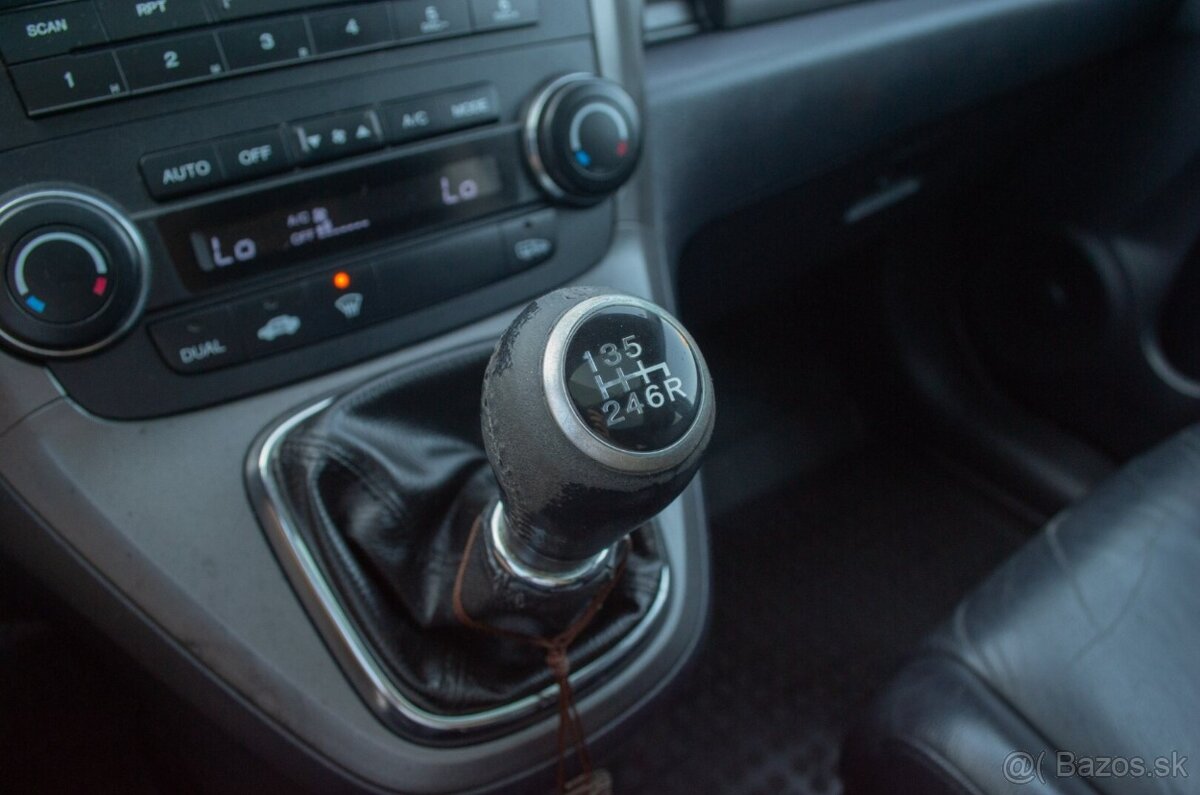 Honda CR-V 2.2i CDTi Executive - 13