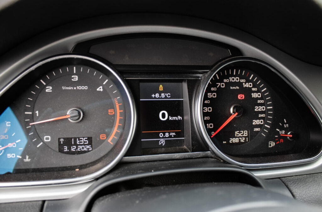 Audi Q7 3.0 TDI quattro Tiptronic S-line (2011) - 13