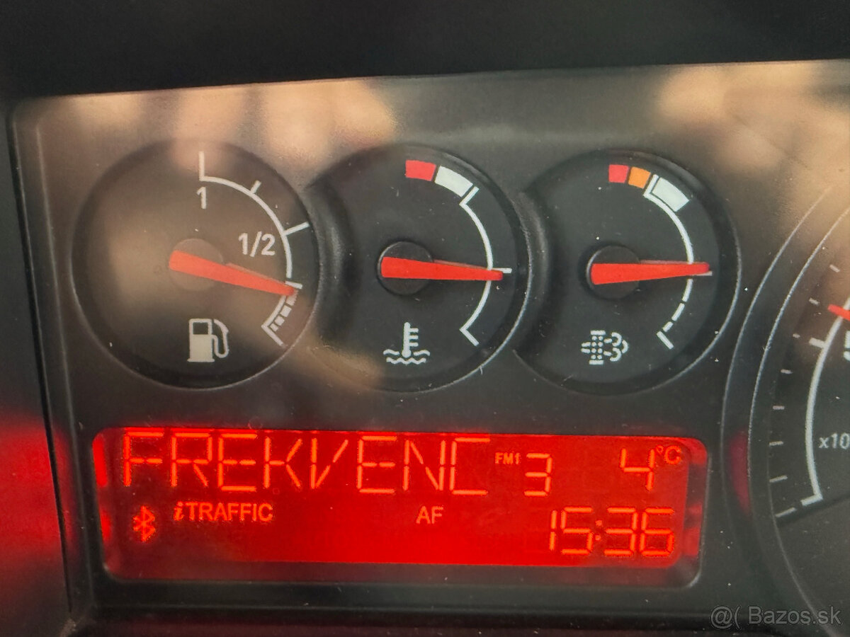 Renault Trucks D 8 250 Carrier Xarios 350 - 13