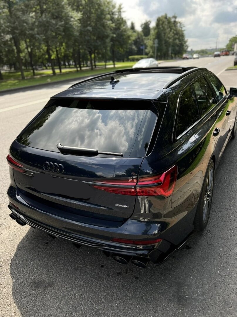 AUDI Čierne lesklé znaky - 13