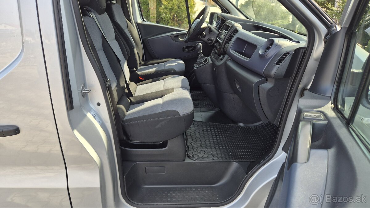Opel Vivaro - 13