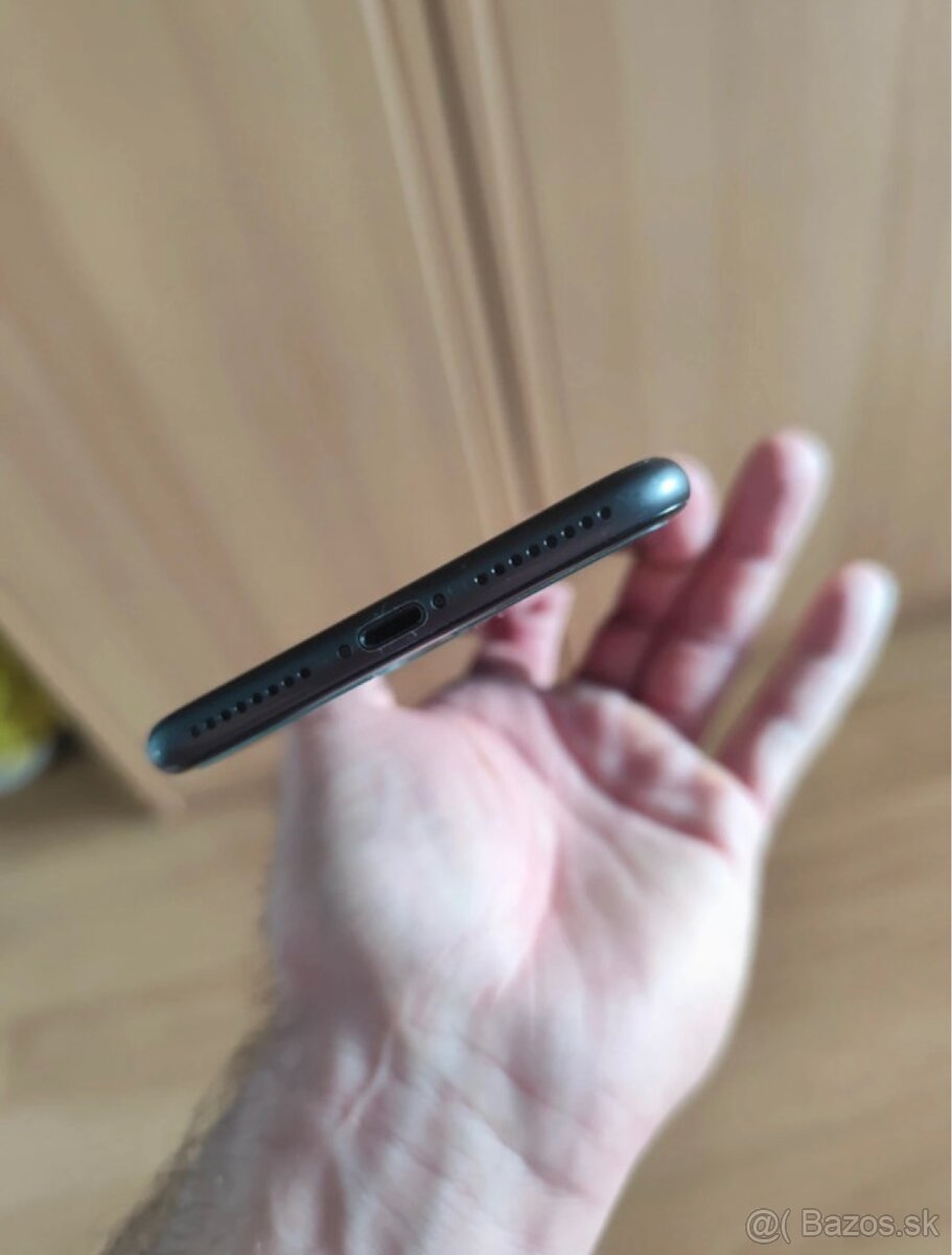 iPhone 8 plus 64GB, black - 13