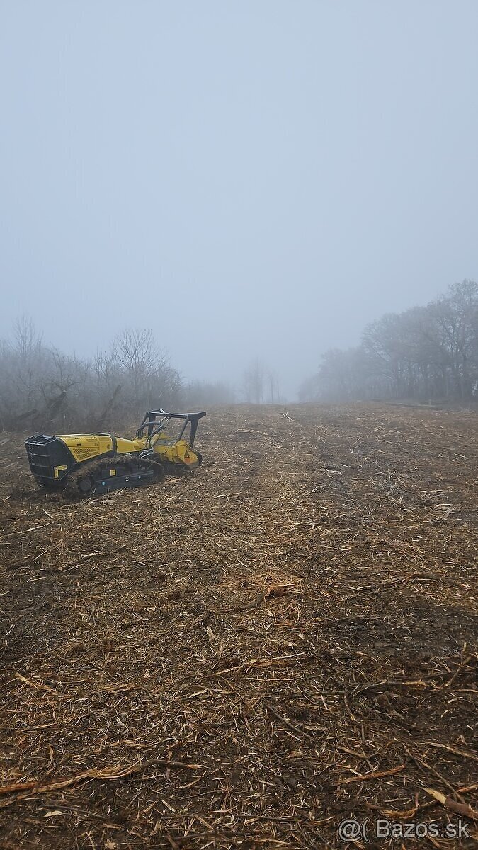 Čistenie pozemkov od naletovych drevín lesná fréza - 13