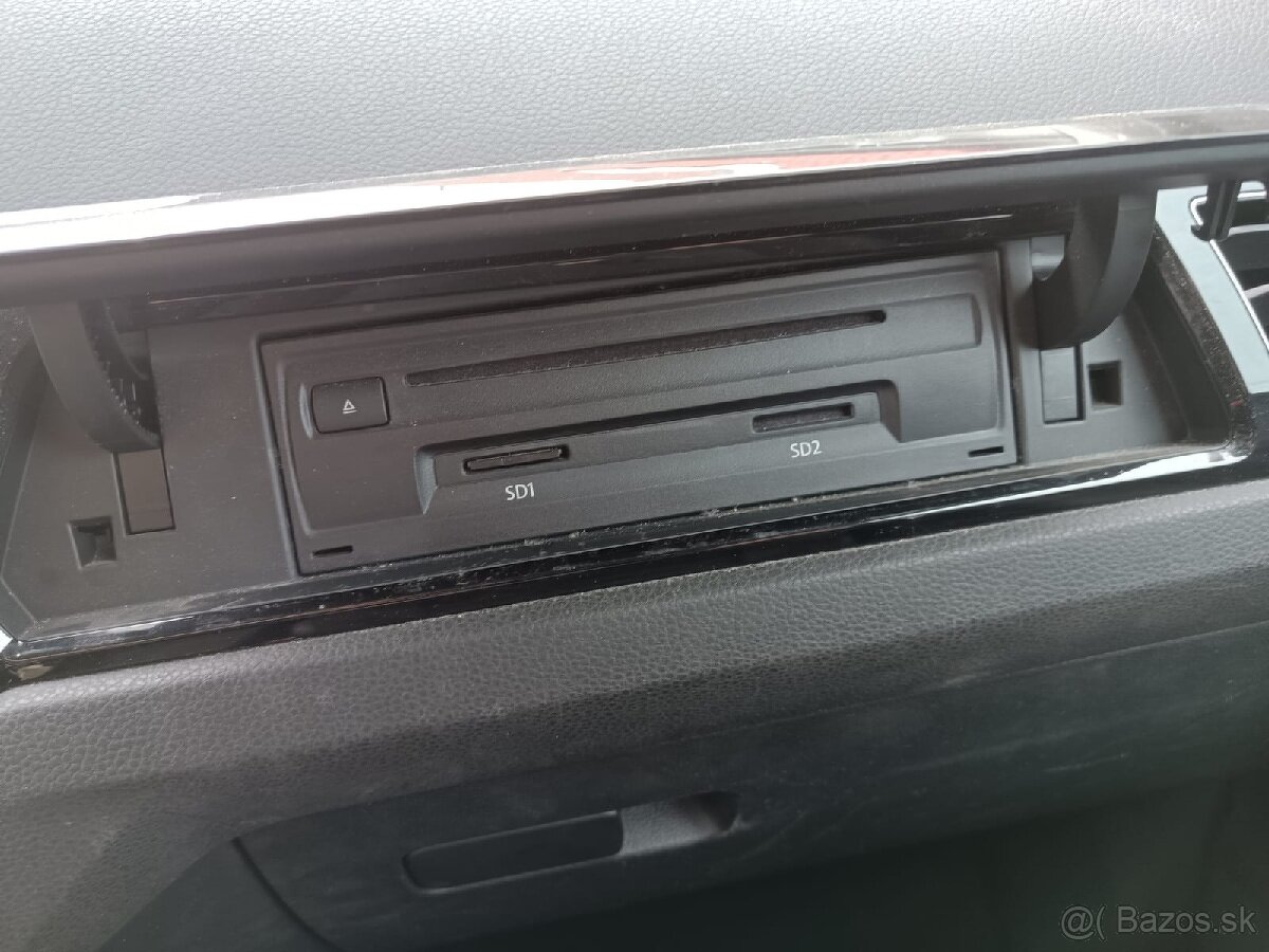 VW TOURAN 1.4TSI DSG - 13