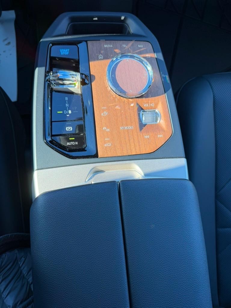 BMW iX 50 xDrive - 13