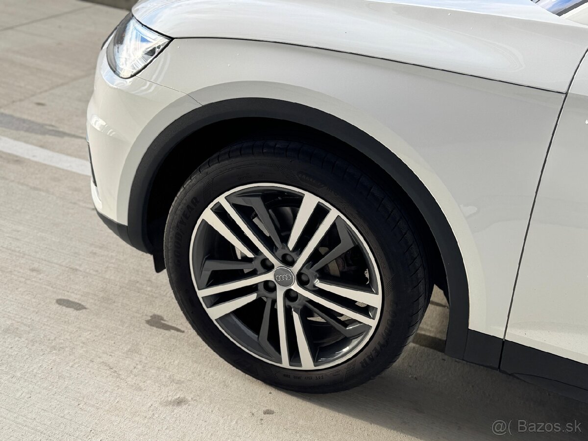 Audi Q5 2.0Tdi 140kw 40tdi DPH - 13