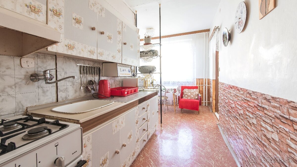4 izbový byt s balkónom - 13