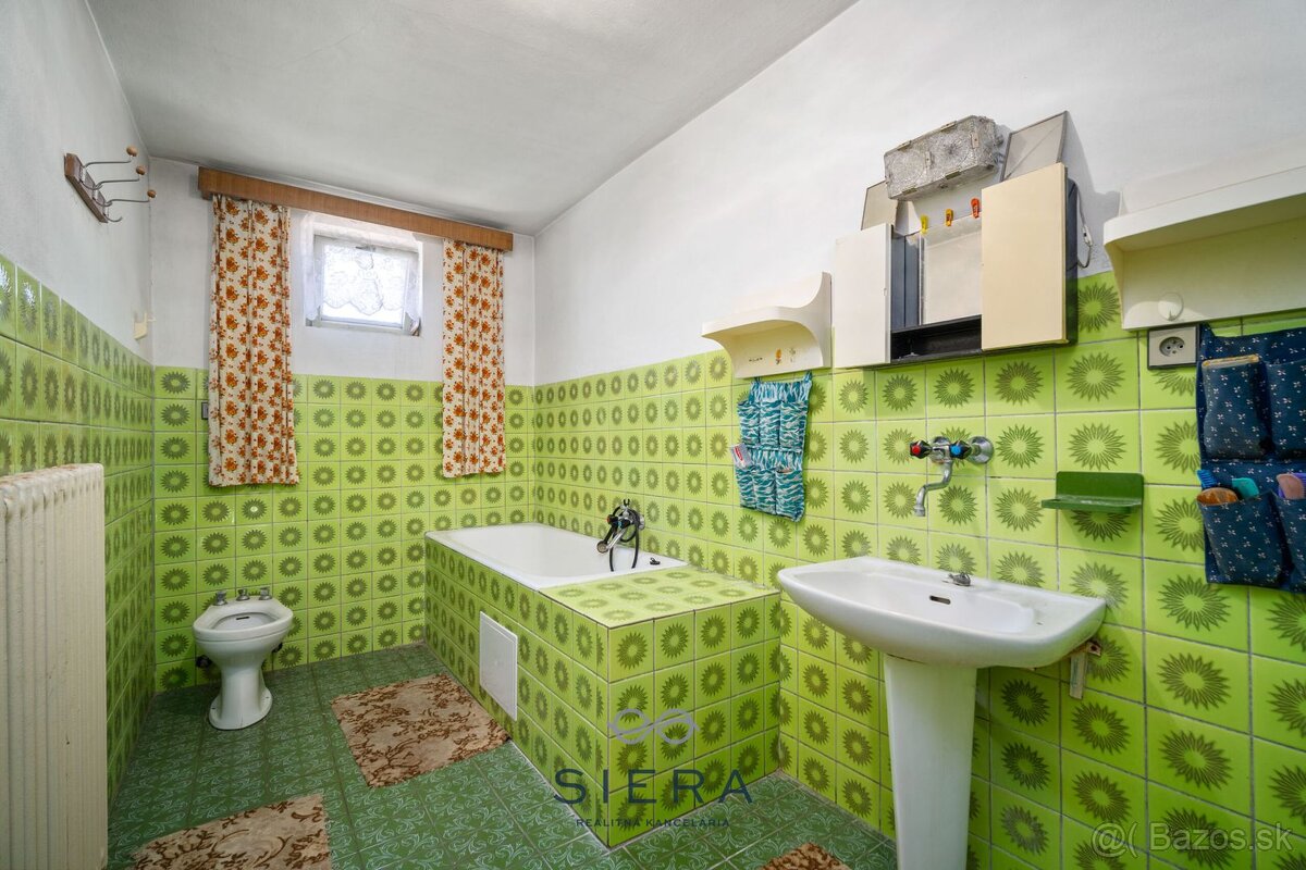 Rodinný dom, Kúty, pôvodný stav, dosť úžitkovej plochy - 13