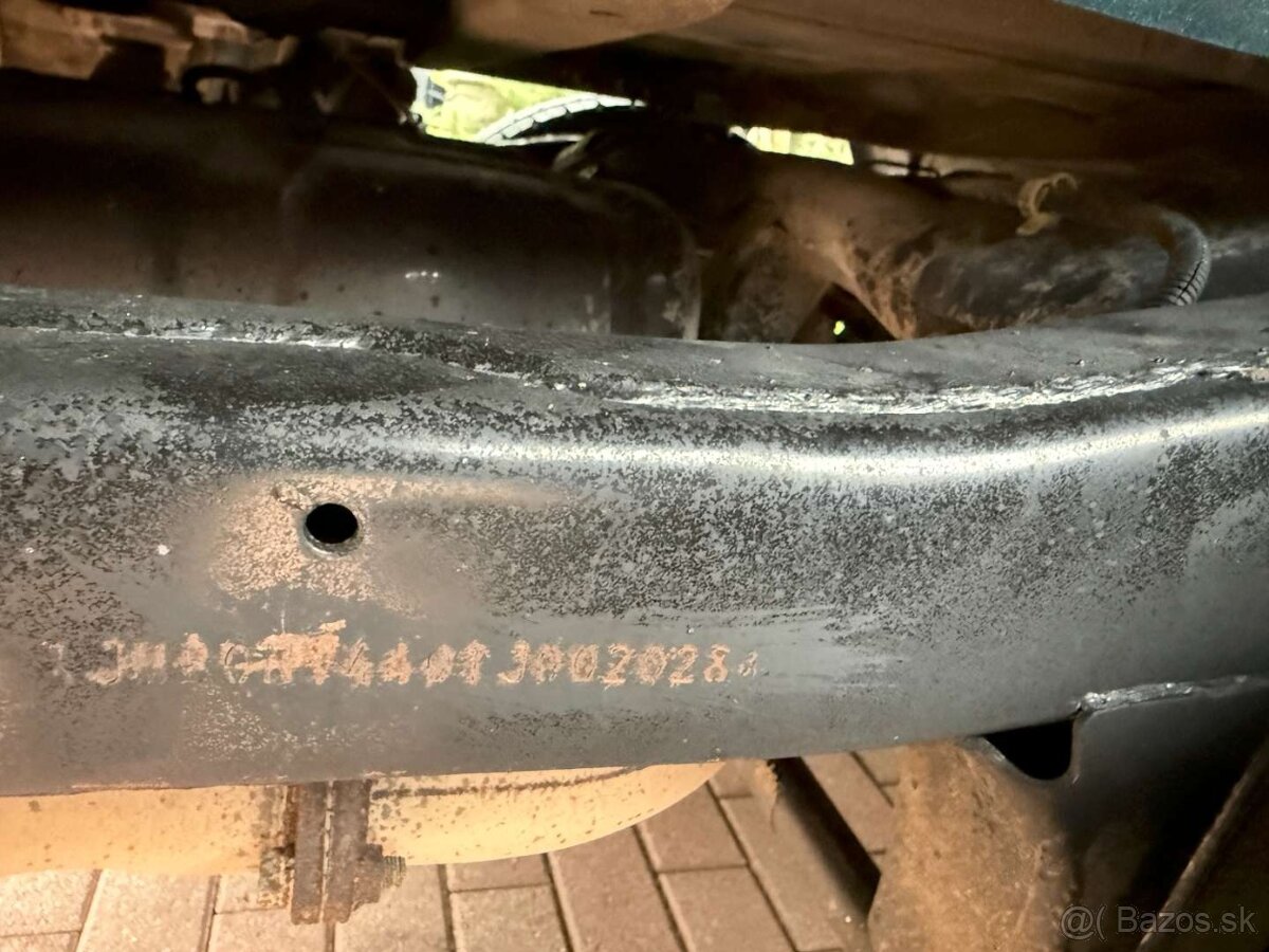 MITSUBISHI PAJERO 2,5TD 7miest - 13