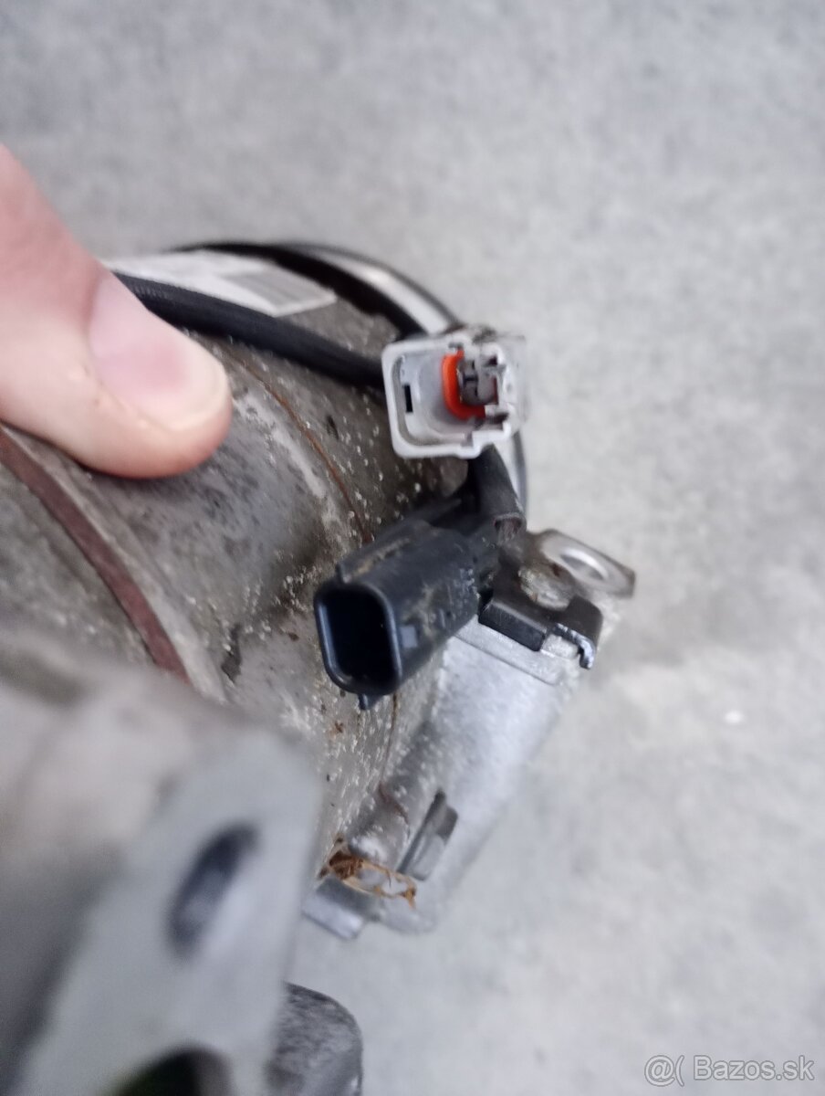 Renault Dacia 0.9 tce starter, turbo, kompresor klimatizacie - 13