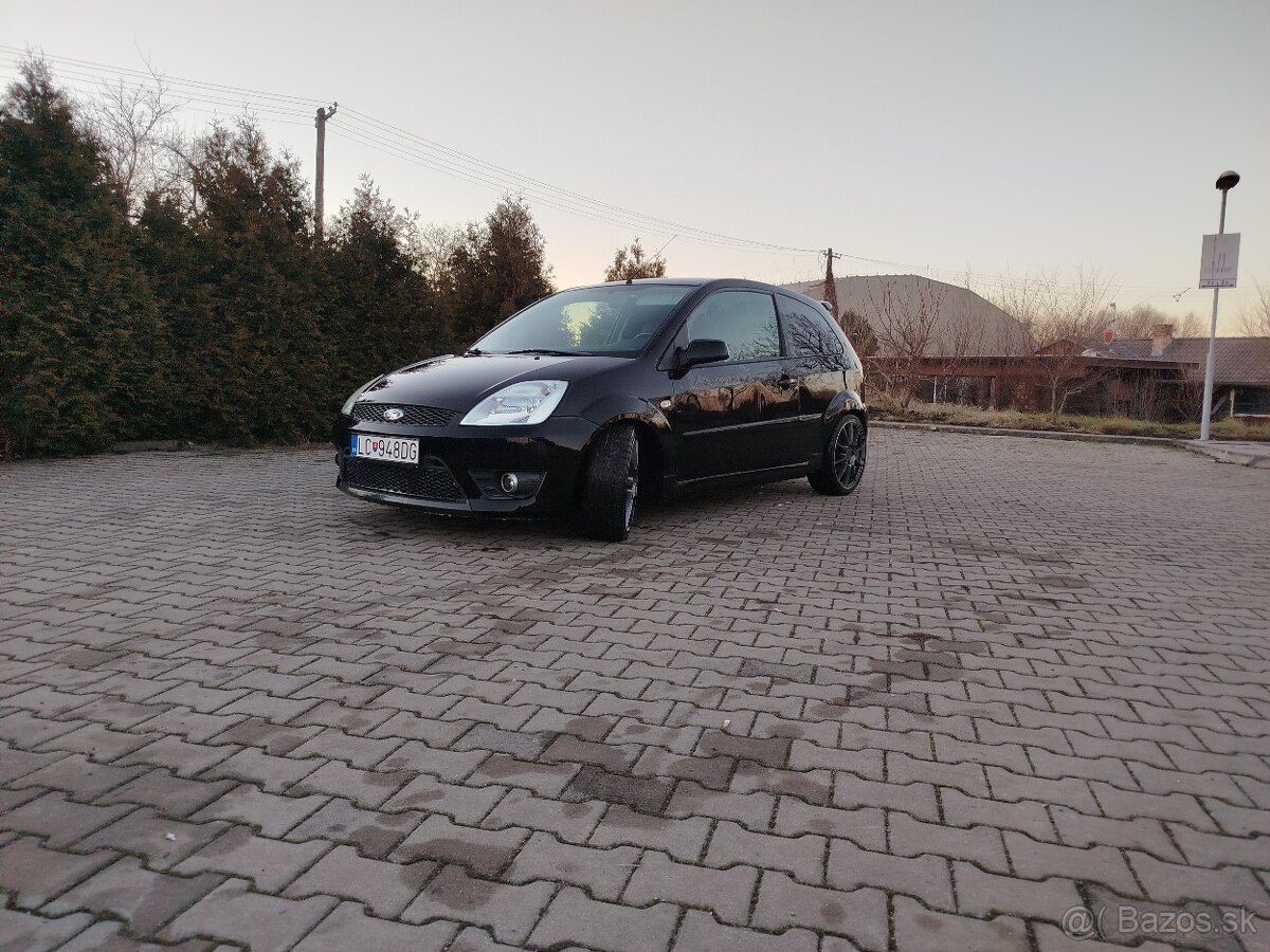 Ford fiesta st - 13