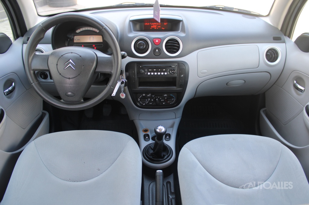 Citroen C3 1,1 i 44 kW PACK - 13