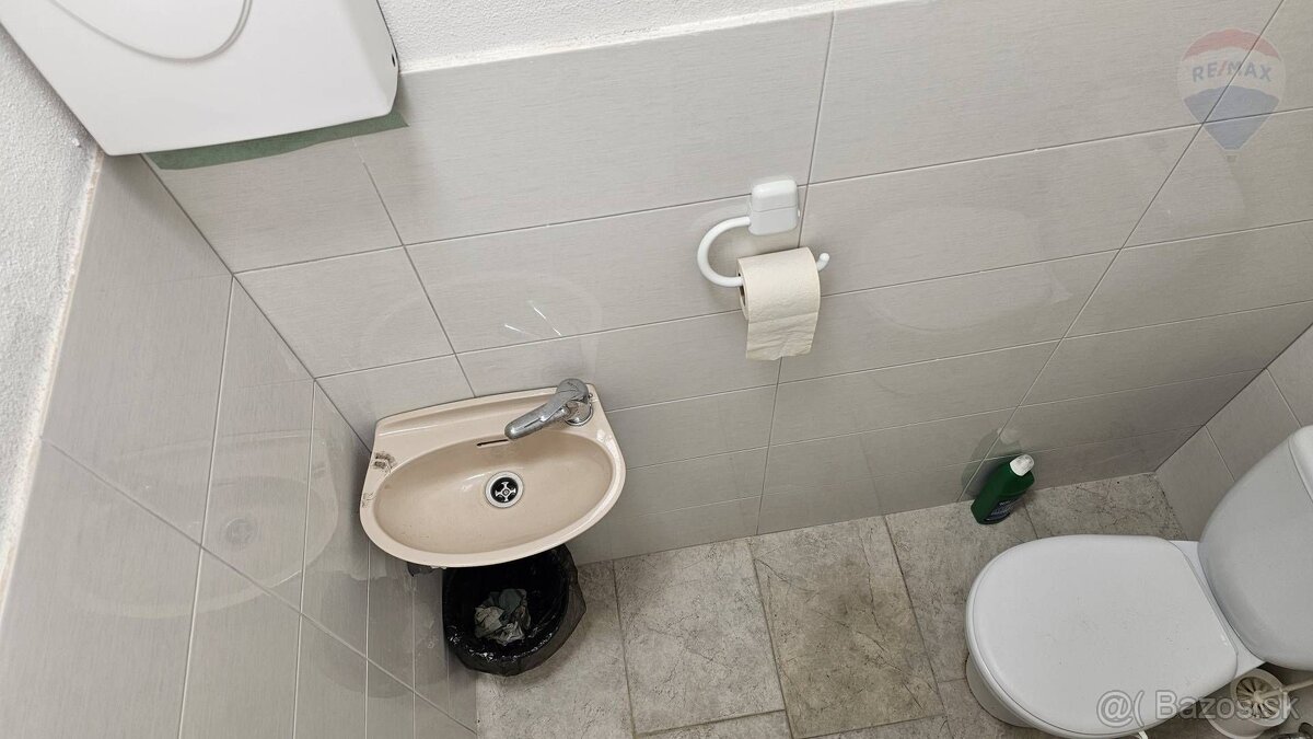 Predaj dom 100 m2 na pozemku 761 m2 v obci Ivanka pri Nitre - 13