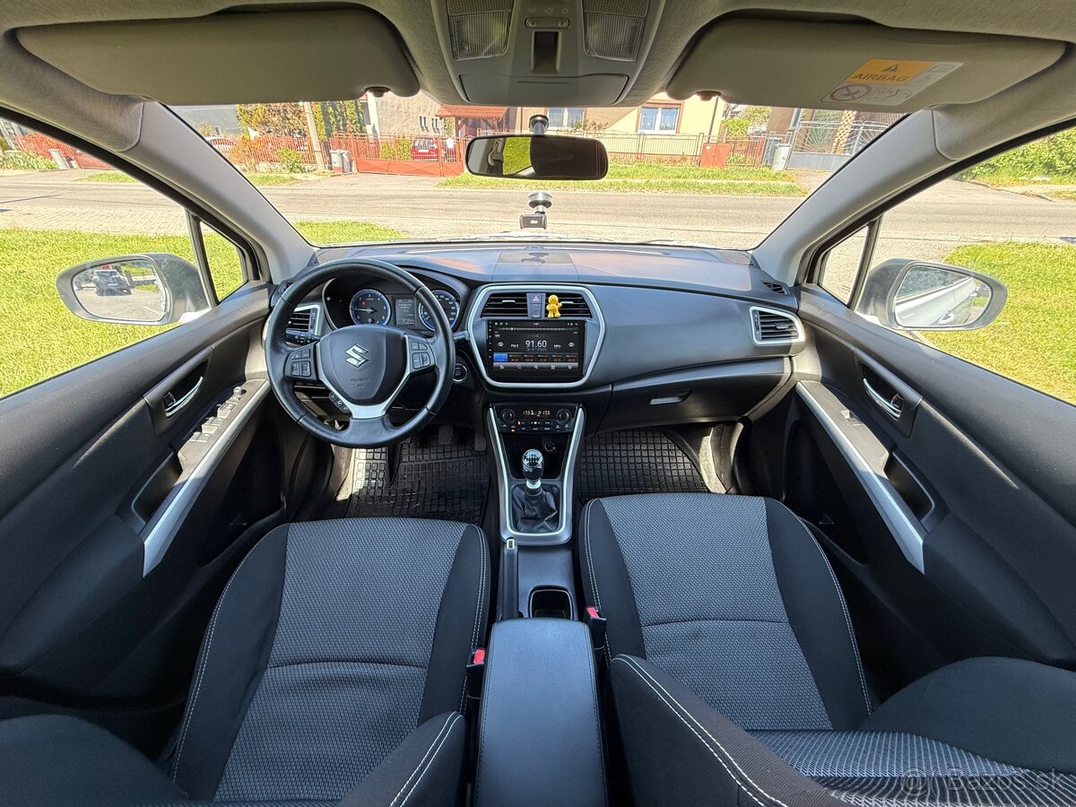 Suzuki SX4 S-Cross 1.6 DDiS - 13