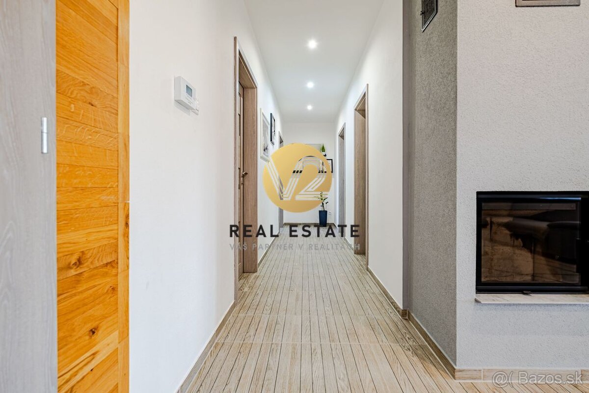 REZERVOVANÉ NA PREDAJ – Rodinný dom s krásnym pozemkom, bazé - 13