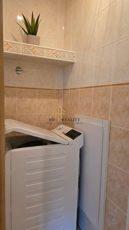 HD REALITY, Na predaj 4-izbový byt Zvolen, Zlatý Potok - 13