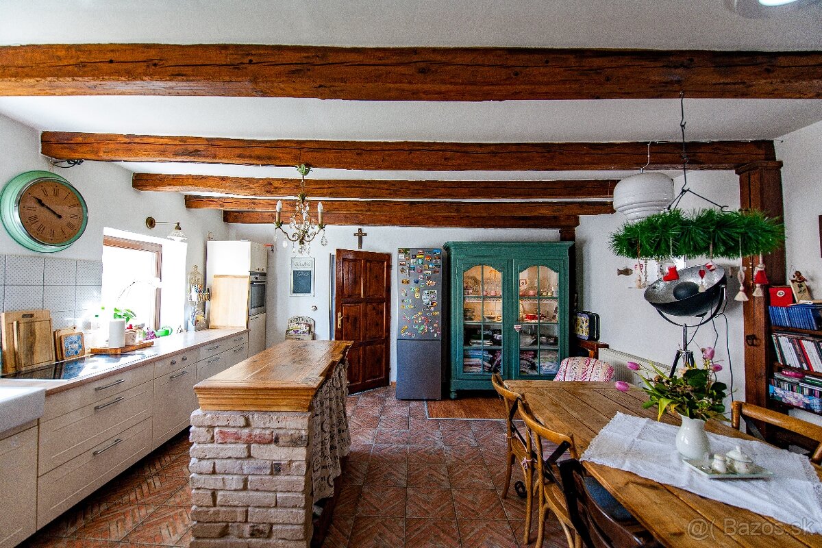 Dom pod storočnou hruškou - 13