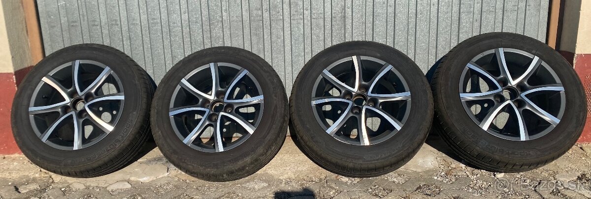 Ponúkam letné pneu DANLOP na diskoch MAK - 13