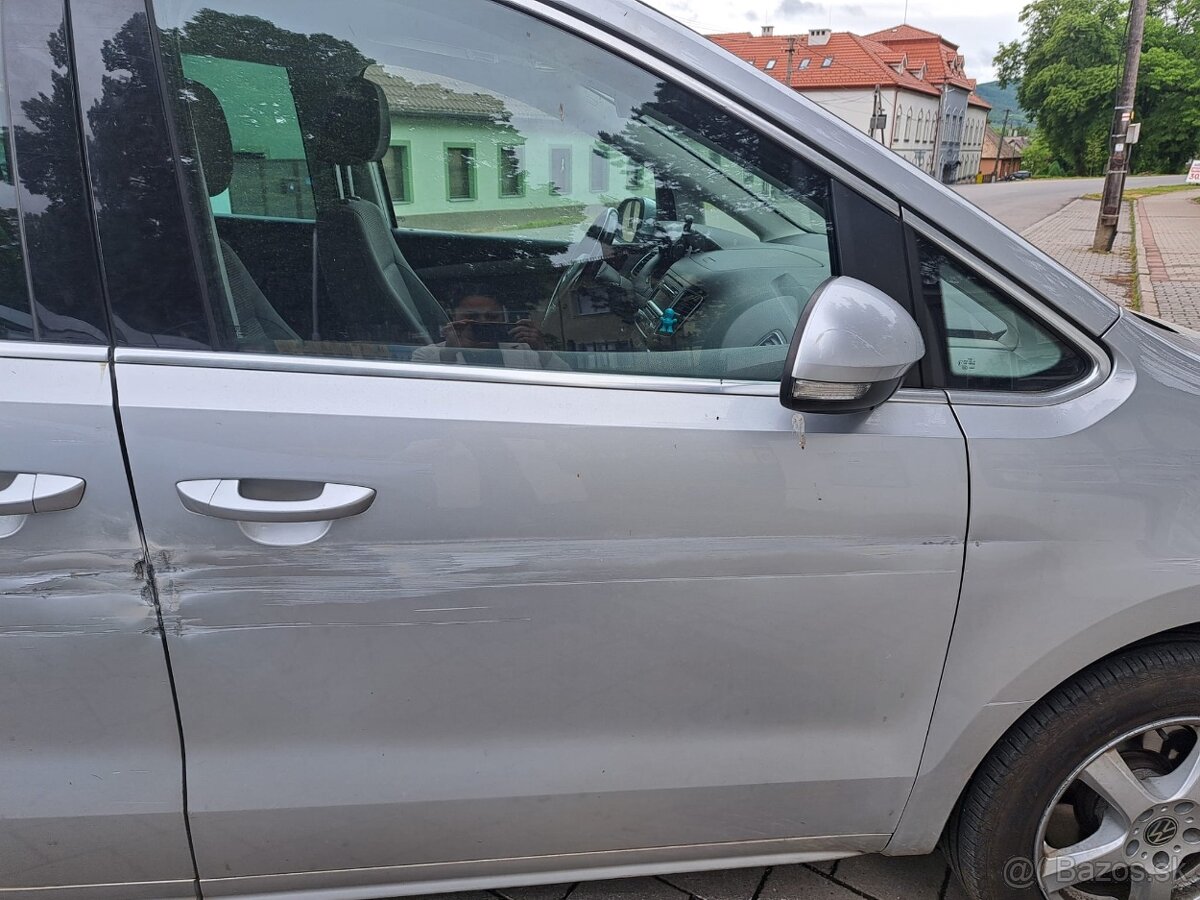 VW Sharan - 13