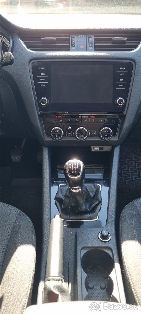 Skoda octavia 3 1.6 tdi combi style - 13