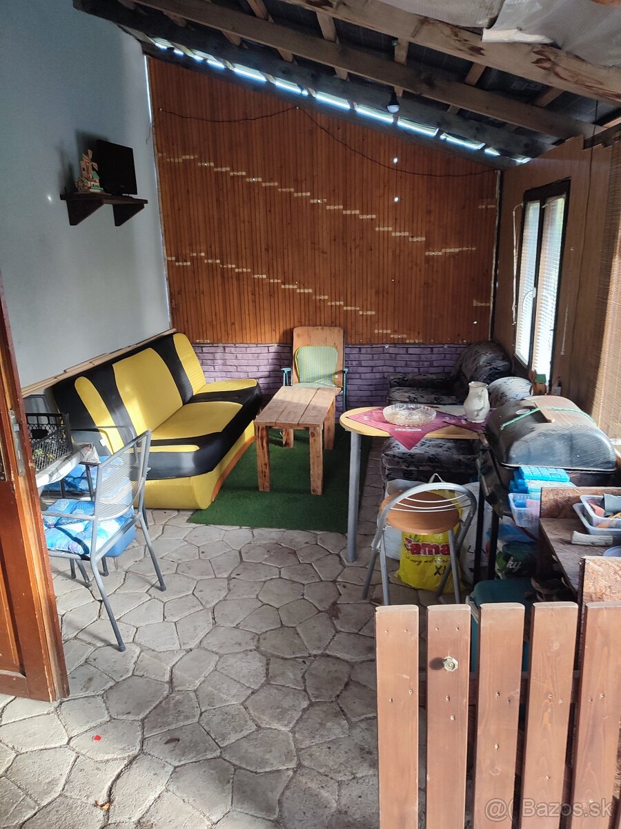 Záhrada s chatou - 13