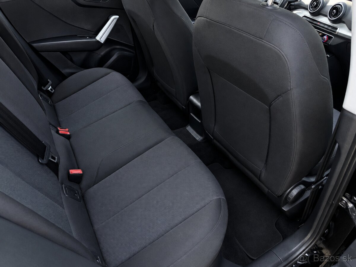 AUDI Q2 2019 1.0 TFSI BENZÍN - 13