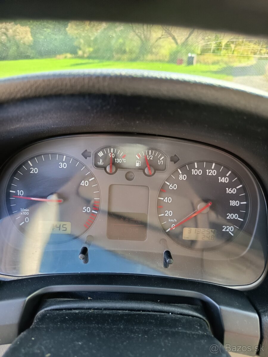Predám VW Bora 1,9 TDI - 13