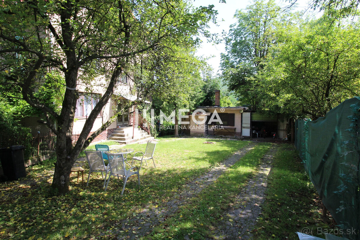 Na predaj rodinný dom s veľkým potenciálom blízko mesta Hume - 13