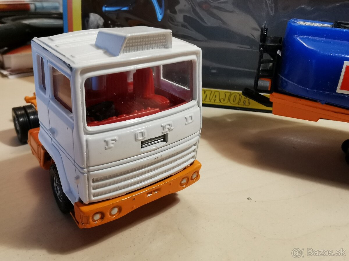 Corgi Major ťahač Ford - 13