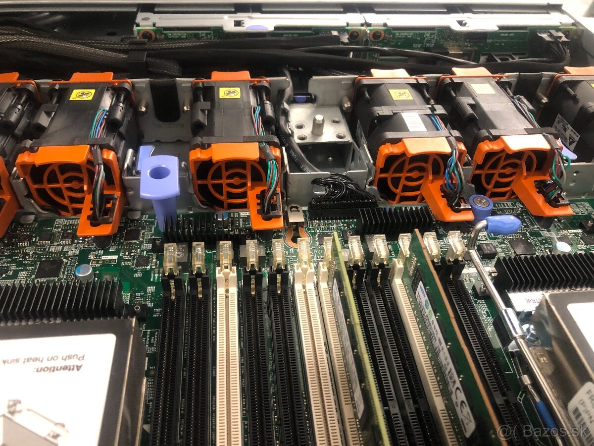 IBM System x3550 M4 rack server (1U) - 13
